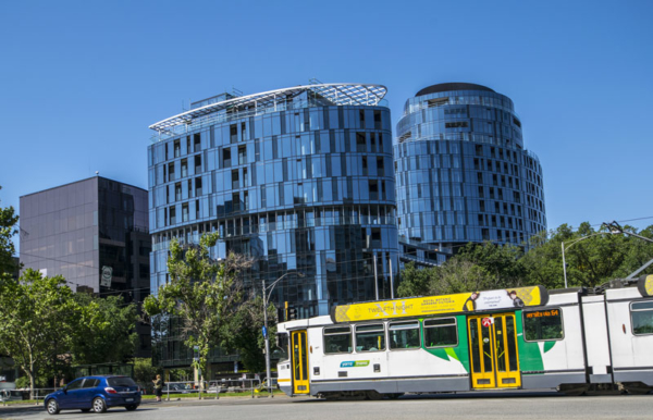 Parque Melbourne apartment - close to trams