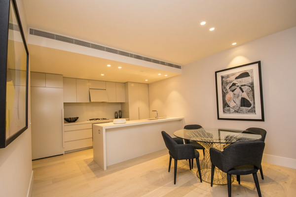Spring Street Melbourne Apartment - kitchen and dining