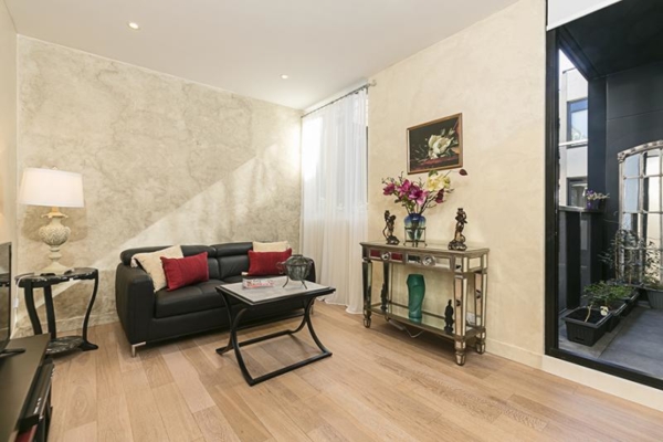 South Yarra Apartment - lounge