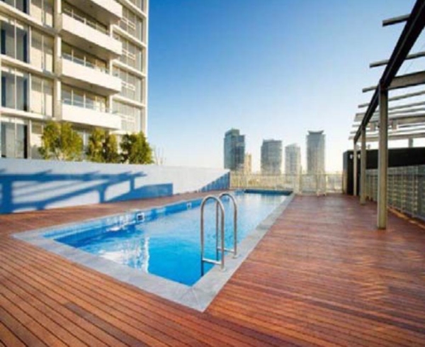 McRae Street, Melbourne Apartment - pool