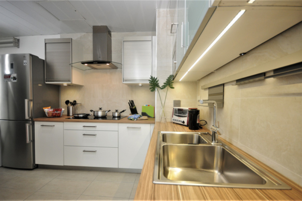 Dexerton Residences Apartment - kitchen