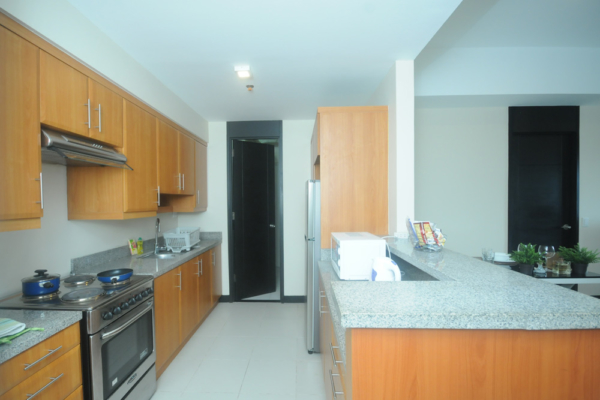 Fairways Towers, 2 bedroom apartment - BGC - kitchen