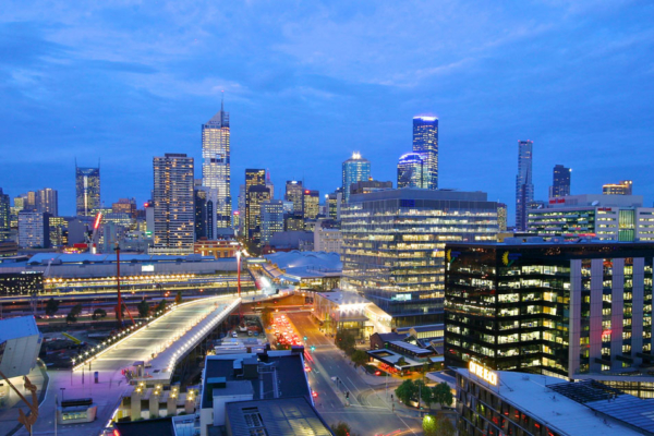 Victoria Point, Docklands Apartment - view to city