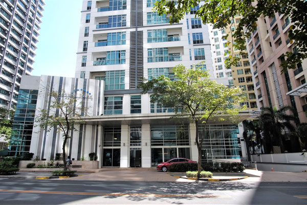 Crescent Park Residences - 2 bedroom apartment - outside building