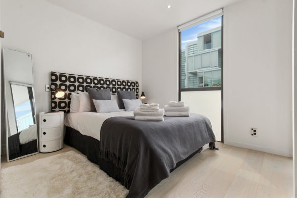 Viaduct Harbour, Auckland - apartment bedroom