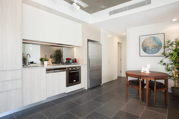Surry Hills, Sydney - One-bedroom apartment - kitchen and dining room view