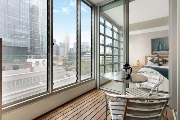 Docklands apartment 608 - balcony and view