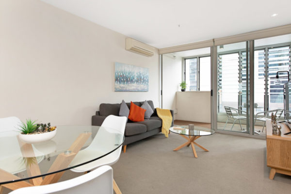 Docklands apartment 608 - living room