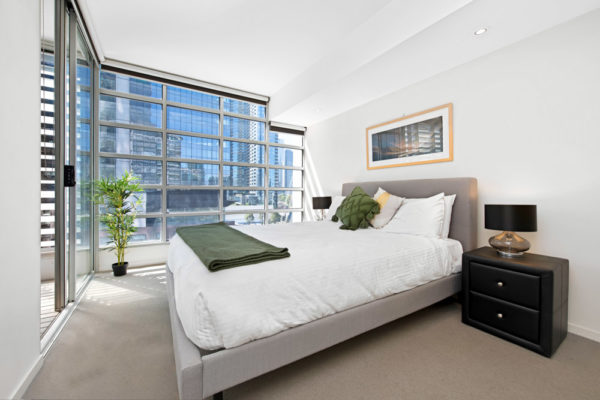 Docklands apartment 808 - bedroom