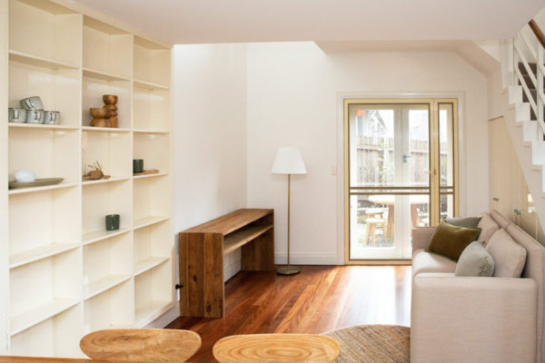 Carahers Lane, The Rocks apartment - living room