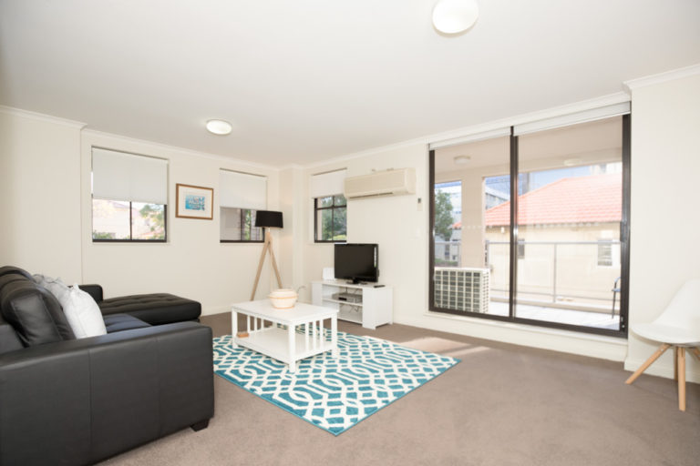The Bentleigh Apartments, North Sydney - living room