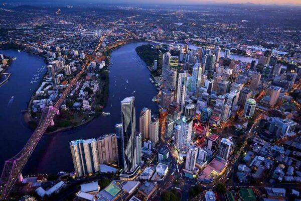 Queen St, Brisbane apartment - apartment aerial view and Brisbane city