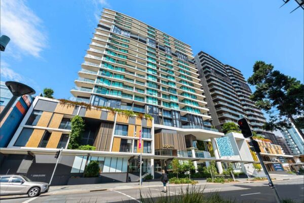 Ann St, Brisbane - Apartment building from Ann Street