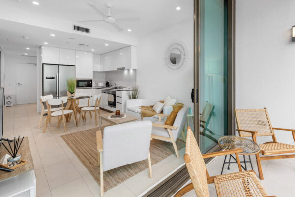 Ann St, Brisbane - Apartment living room and dining