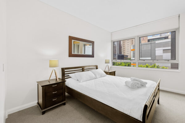 Shelley St, Sydney apartment 713 - bedroom