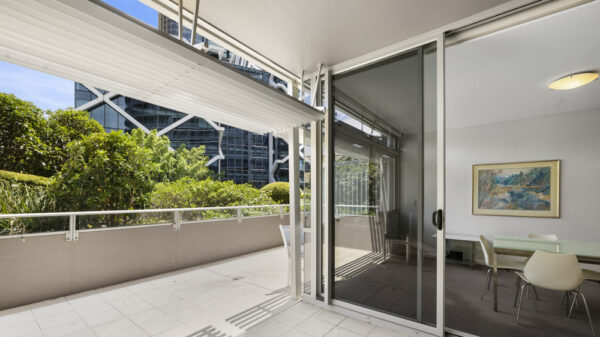 Shelley St, Sydney - apartment 306 balcony