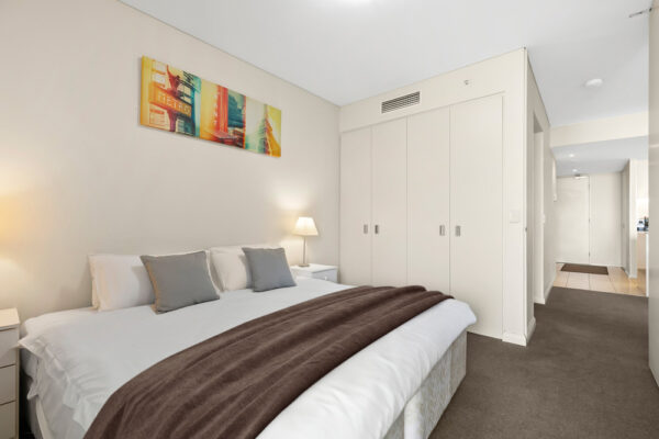 Shelley St, Sydney - apartment 602 bedroom
