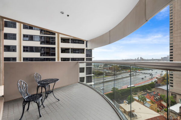 Harrington St, Sydney - apartment 1301 balcony