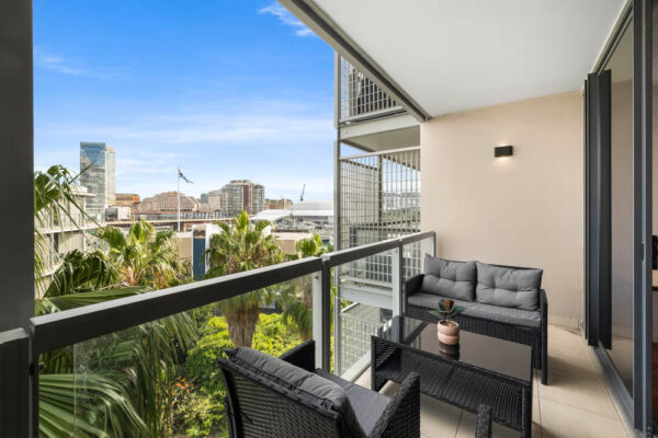 Shelley St, Sydney - apartment 701 balcony