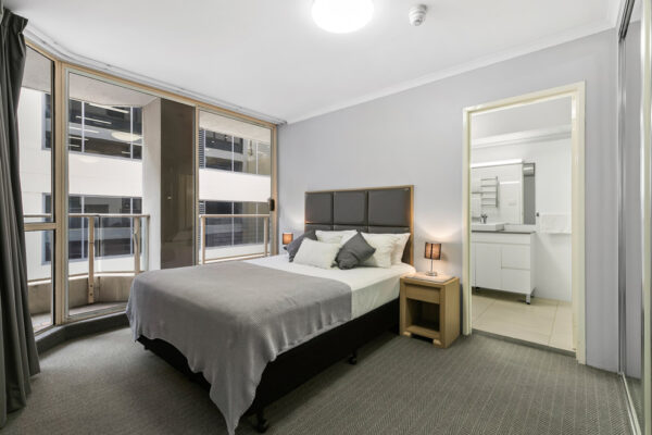 York St, Sydney - apartment 34 bedroom
