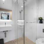 York St, Sydney - 802/38 apartment - bathroom