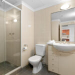 Aston apartments at Martin Place, bathroom