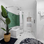 Poplar St, Surry Hills apartment - bathroom