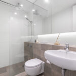 Queens Riverside - QII apartment 114 - bathroom